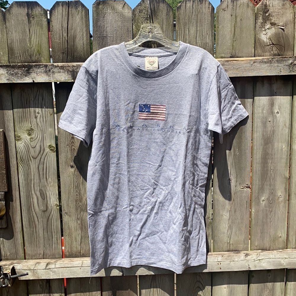 Prairie Mountain tee sz. M